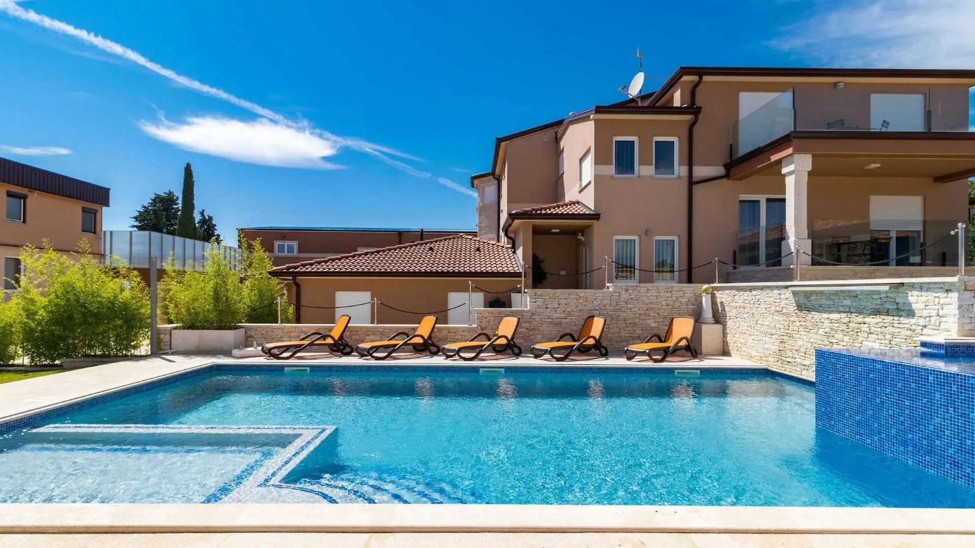 Luxurious Villa Istra Kamen Pula 0*,